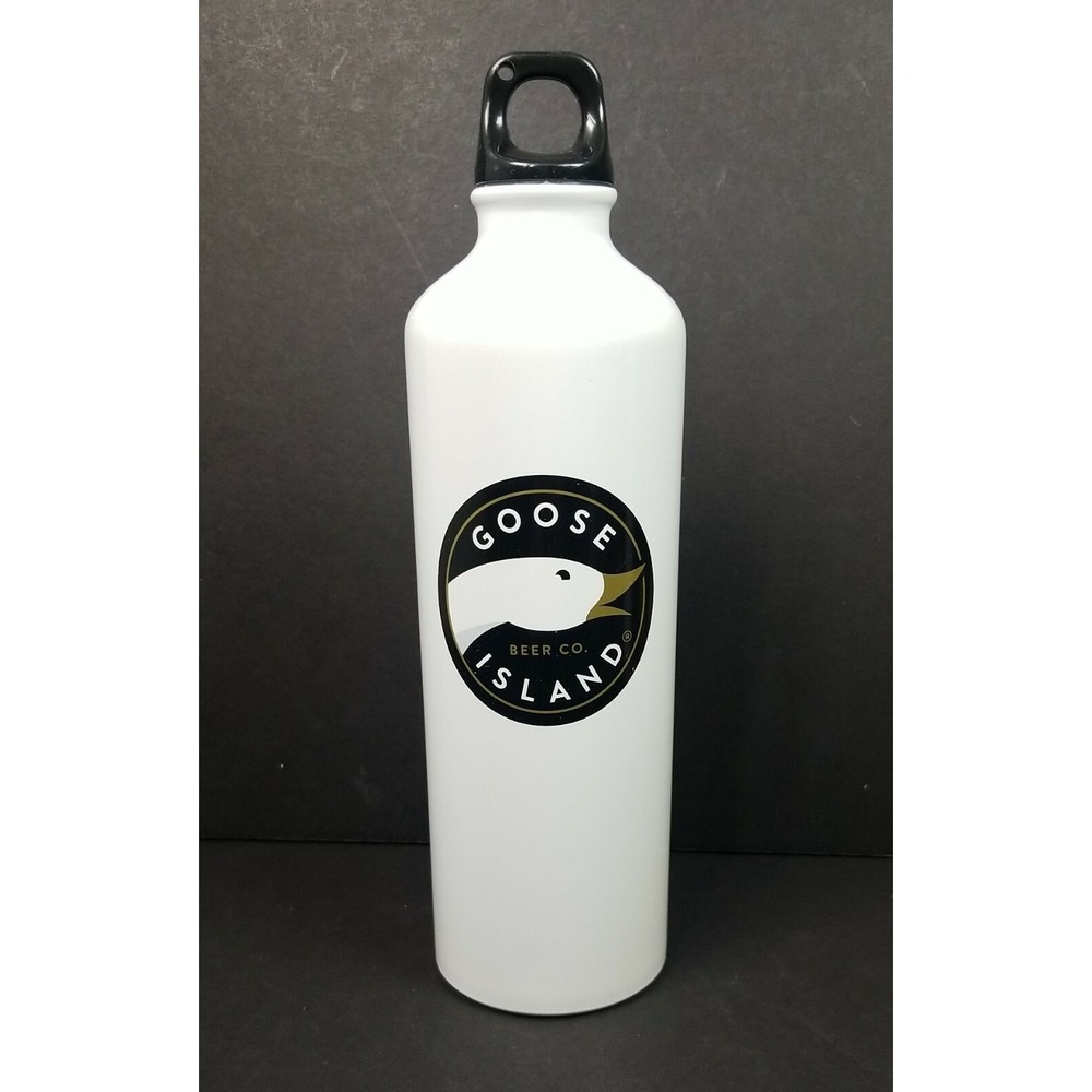 Goose Island Beer Company 26oz Metal Advertising Water Bottle Camping Hiking